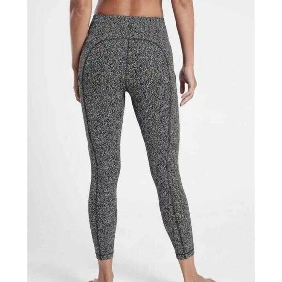 Athleta Leggings Ultimate Stash Pocket Textured 7/8 Tight Black/White Size S - Picture 1 of 9